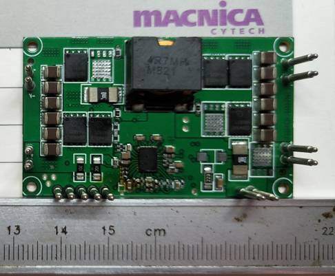 图4 MCM8390 模块实物图