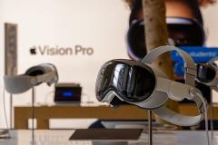 为加速AI硬件研发，OpenAI又挖来了苹果Vision Pro硬体主管