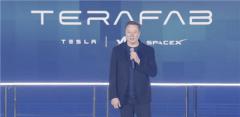 马斯克TeraFab启动：年产千亿颗2nm芯片，80%上太空！